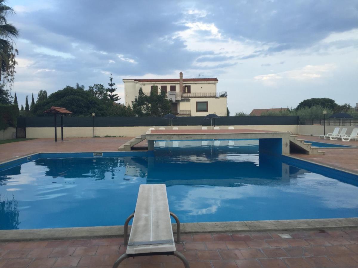 אסראלה Elegant Apartment In Residence With Pool מראה חיצוני תמונה